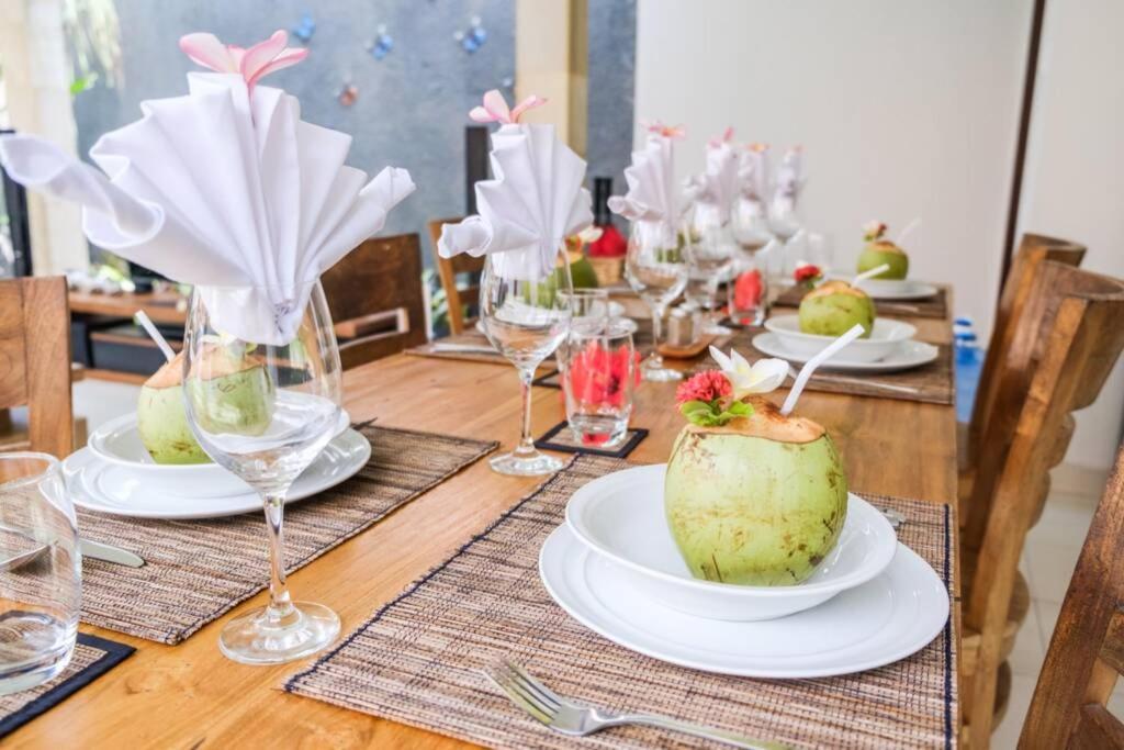 קנגו Villa Akmali Berawa - 3 Bedrooms מראה חיצוני תמונה
