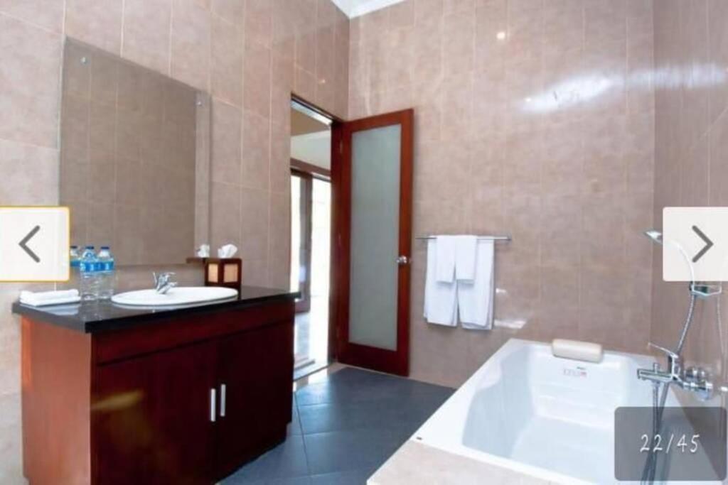 קנגו Villa Akmali Berawa - 3 Bedrooms מראה חיצוני תמונה